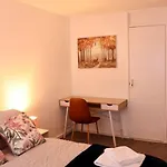 Lovely Staycation With Family Free Parking & Wifi *