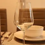 Lovely Staycation With Family Free Parking & Wifi Apartment