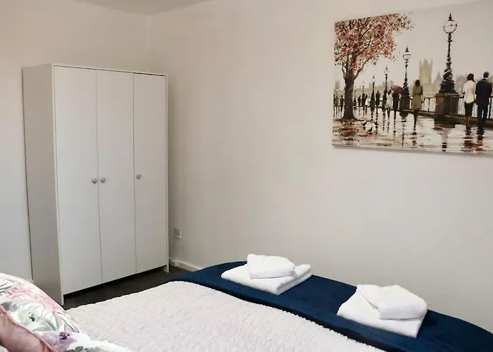 Lovely Staycation With Family Free Parking & Wifi * Leeds (West Yorkshire)