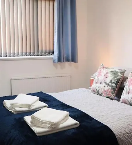 Lovely Staycation With Family Free Parking & Wifi Leeds (West Yorkshire)
