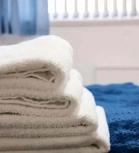 Lovely Staycation With Family Free Parking & Wifi Leeds (West Yorkshire)