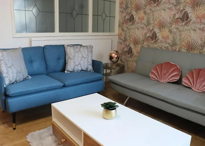 Apartmán Lovely Staycation With Family Free Parking & Wifi Leeds (West Yorkshire)