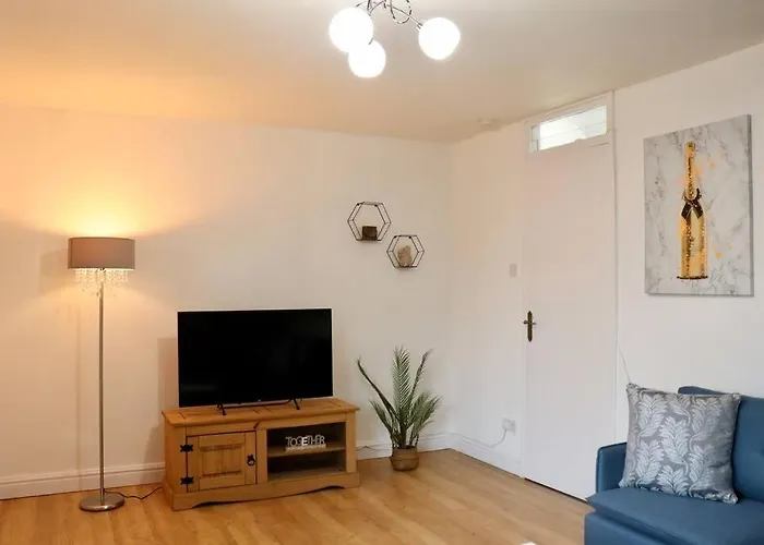 Lovely Staycation With Family Free Parking & Wifi * Leeds (West Yorkshire)