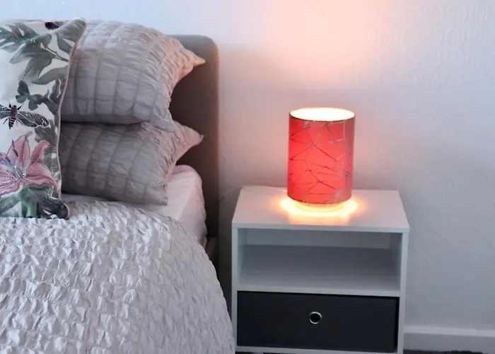 Lovely Staycation With Family Free Parking & Wifi 公寓 *