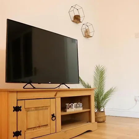 Lovely Staycation With Family Free Parking & Wifi Leeds (West Yorkshire)